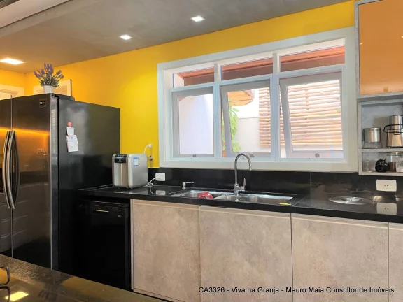 Imagem Casa Alto Padrão recém reformada, bom gosto e funcionalidade - Granja Viana