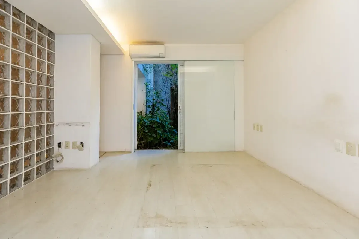 Imagem Casa com 5 Quartos à Venda, 300 m² em Continental - Osasco