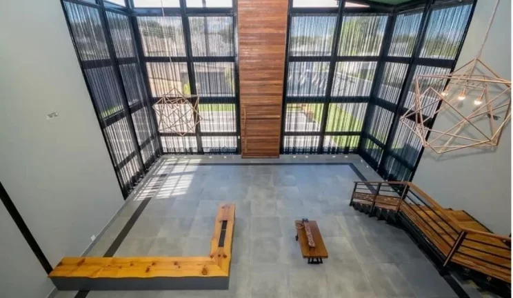 Imagem Casa Alto Padrão com 3 Quartos à Venda em Butiatuvinha – 455m