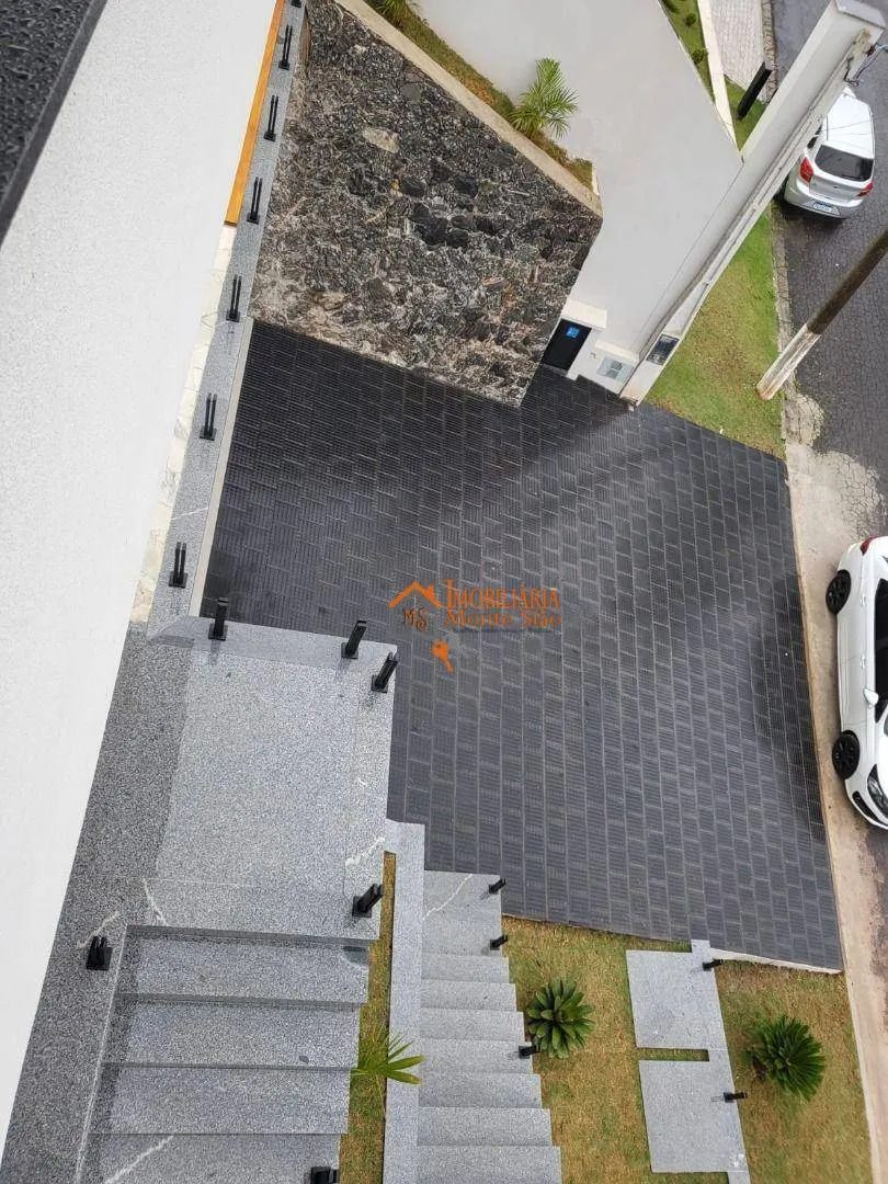 Imagem Sobrado com 3 dormitórios, 350 m² - venda por R$ 3.200.000,00 ou aluguel por R$ 18.000,00/mês - Jardim Imperial Hills III - Arujá/SP
