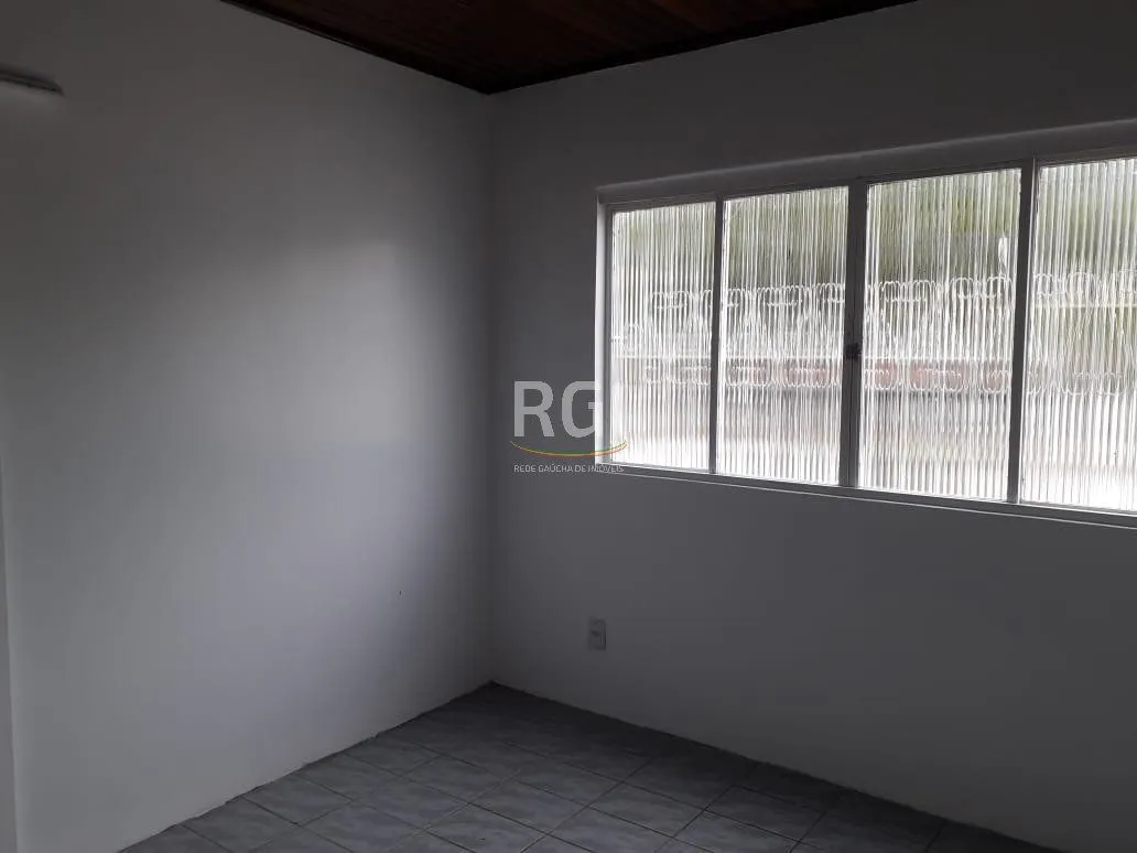 Imagem Casa para Venda - 91m², 3 dormitórios, 3 vagas - Jardim Ypu