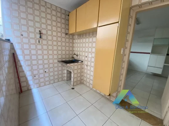 Imagem Sobrado reformado à venda com 4 dormitórios e 2 vagas no Bosque da Saúde/Sp, ao lado do Shopping Plaza Sul!