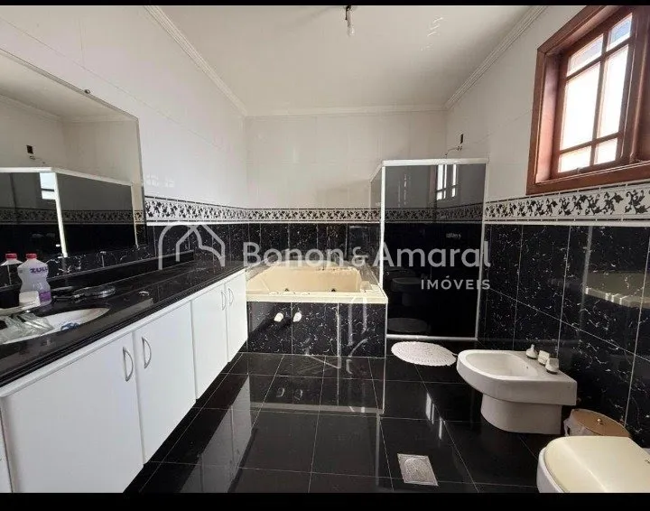 Imagem Casa de Alto Padrão à Venda no Condomínio Barão do Café - Campinas/SP