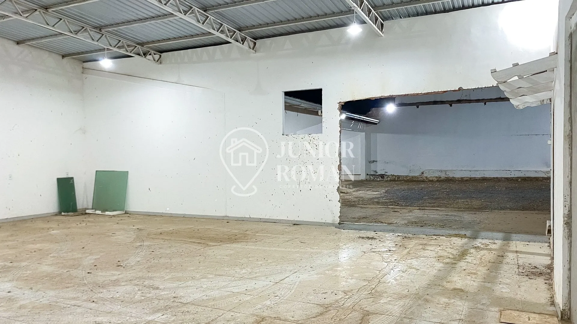 Imagem ESPAÇO PARA LOCAÇÃO - BARRACÃO COM 260M² - RENATO GONÇALVES - BARREIRAS/BA