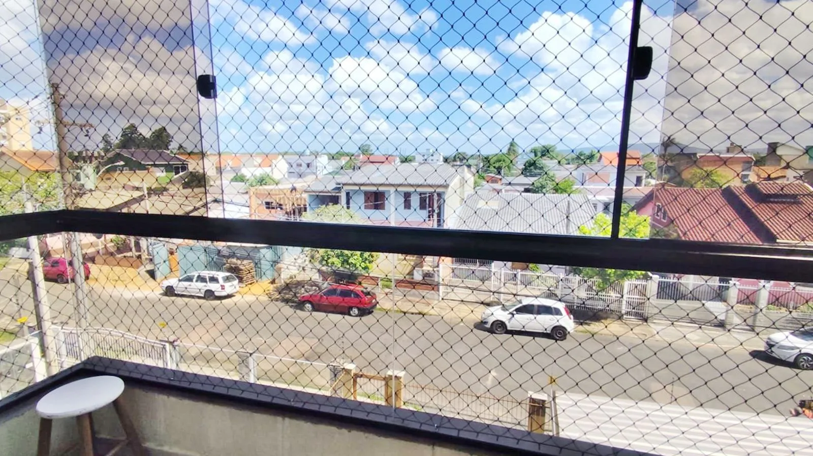 Imagem Apartamento em Cachoeirinha com suíte e sacada