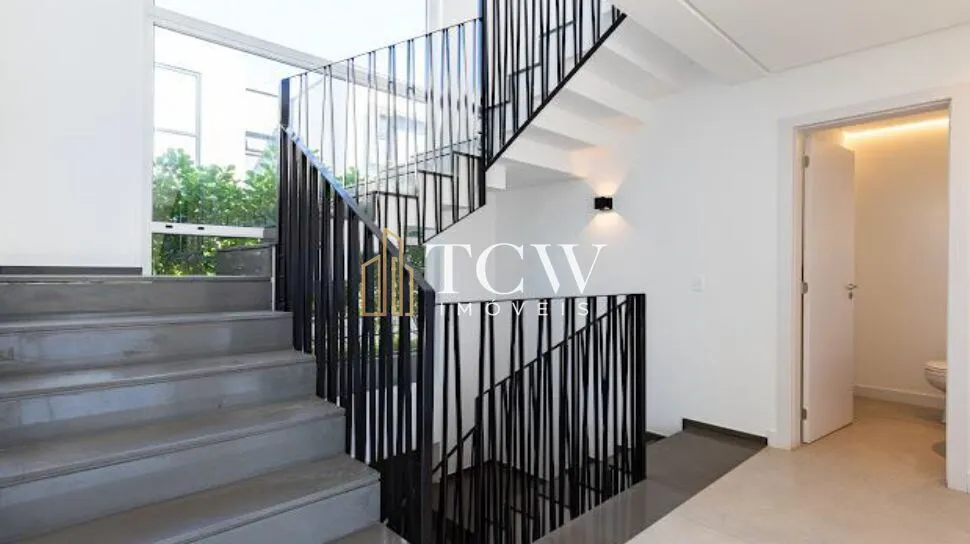 Imagem Casa em Condomínio à Venda no Brooklin | 4 Suítes | 401 m² | Piscina Privativa | 4 Vagas