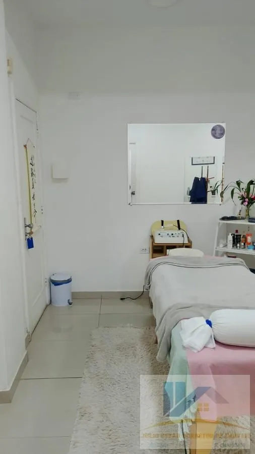 Imagem Sala Comercial para Venda em Curitiba, Centro, 1 banheiro