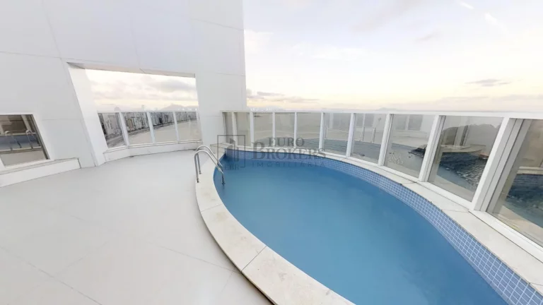 Imagem Cobertura duplex com 6 suítes e vista mar em Balneário Camboriú.