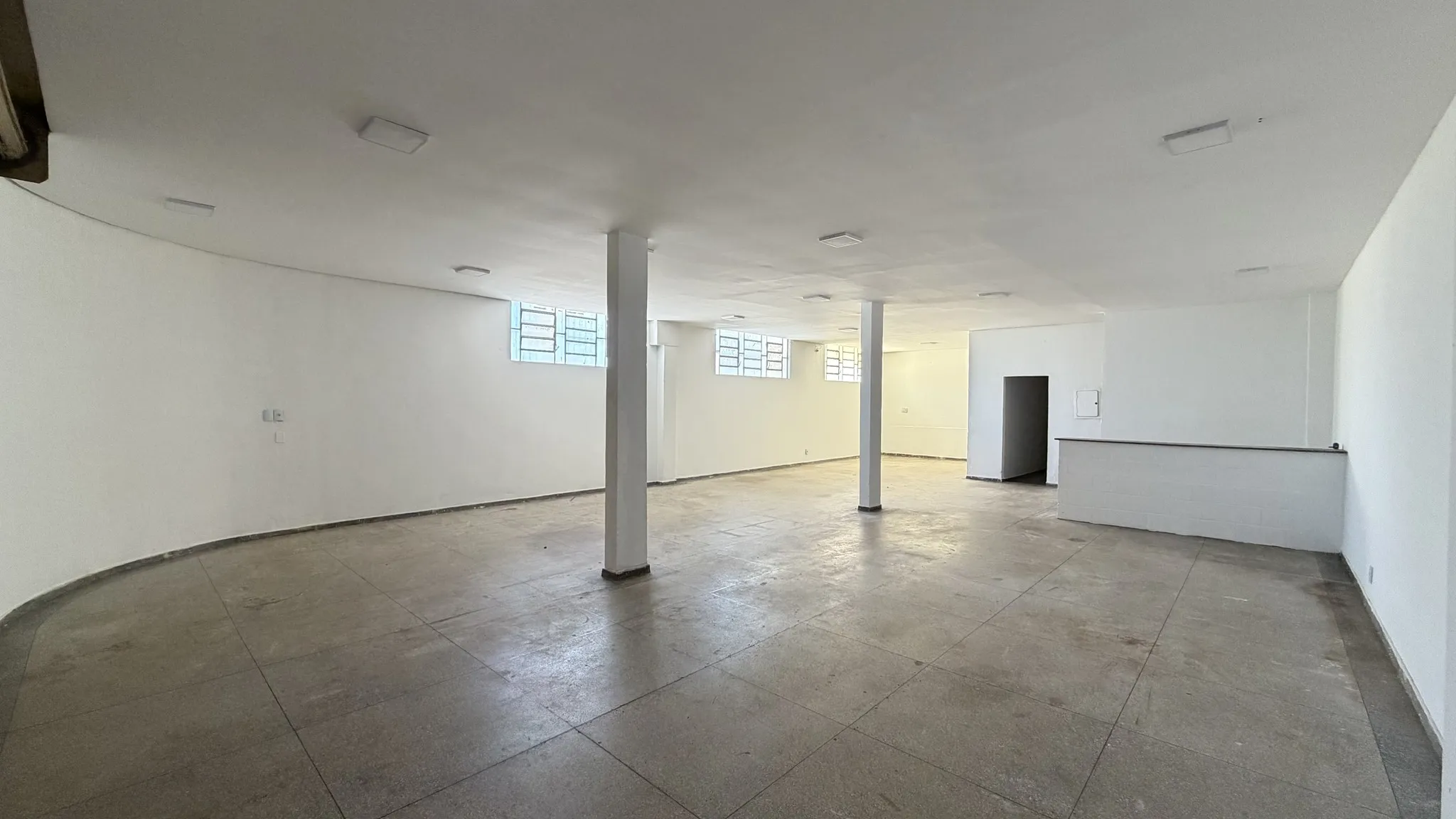 Imagem Sobrado Com Sala Comercial No Residencial Canada