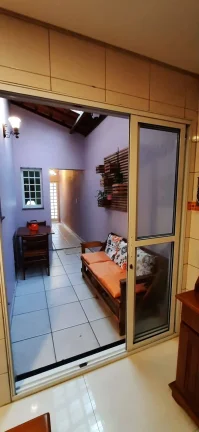 Imagem Sobrado 175 m² 3 domitorios 4 Vagas Estuda Permuta menor Valor no Litoral