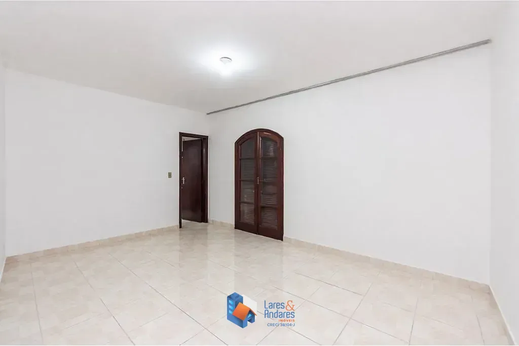 Imagem Casa à venda 3 Quartos 1 Suite 3 Vagas 168M² Campo Grande São Paulo - SP