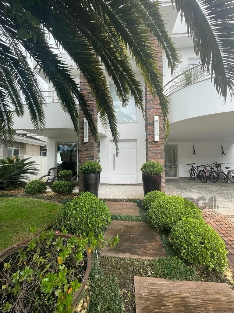 Imagem Magnífica casa Condomínio Bosques de Atlântida