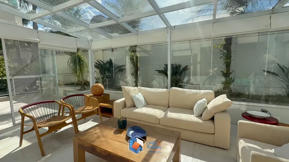 Imagem Casa no condomínio Casa do Horto para venda com 3 quartos, sendo 3 suítes, 560m²