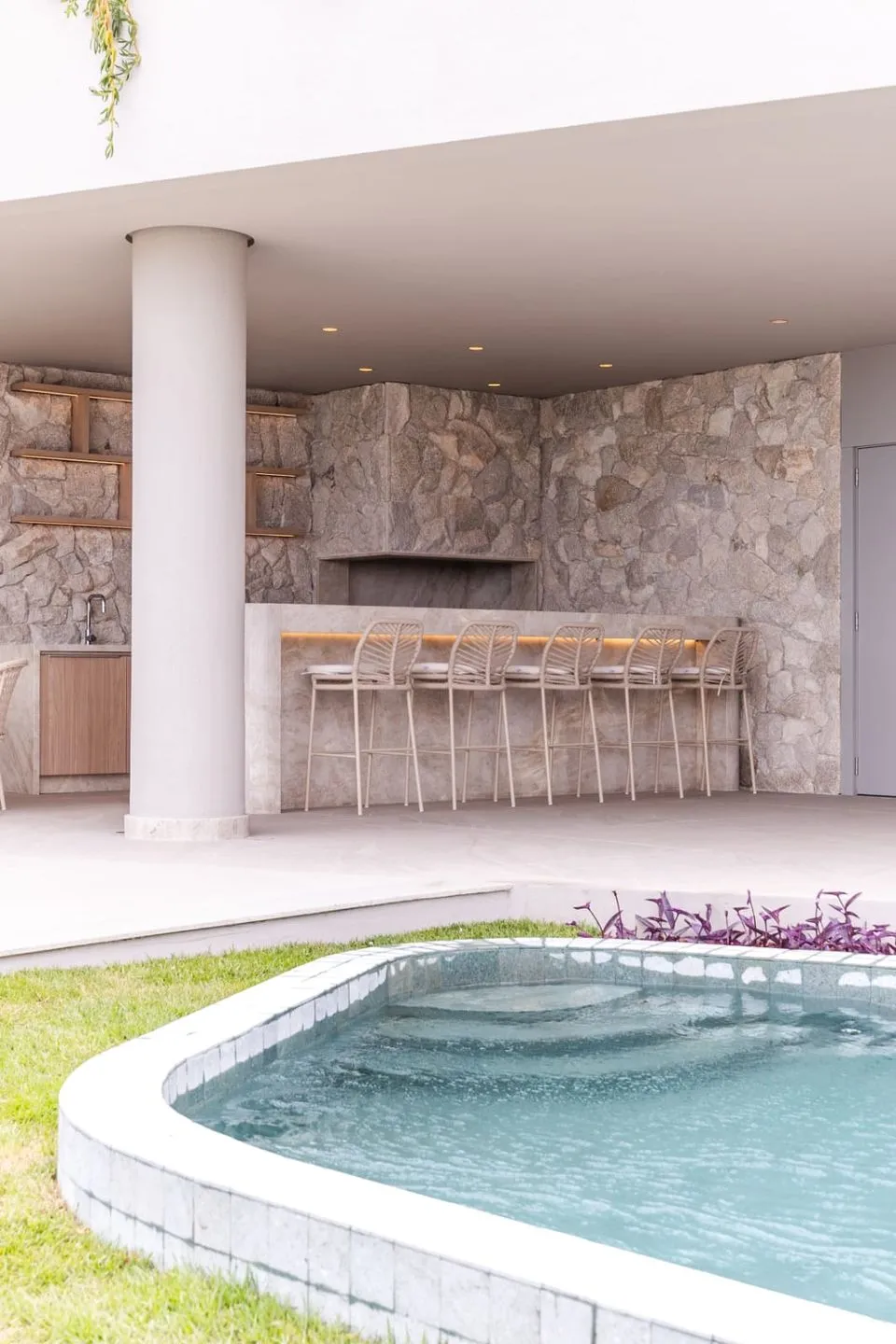 Imagem Terreno em Condomínio à venda em Xangri-lá, 470.41m2