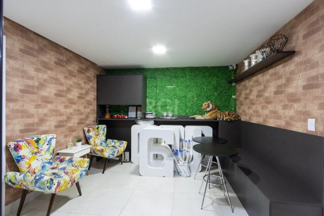 Imagem Sala em andar inteiro com 157,44 privativos