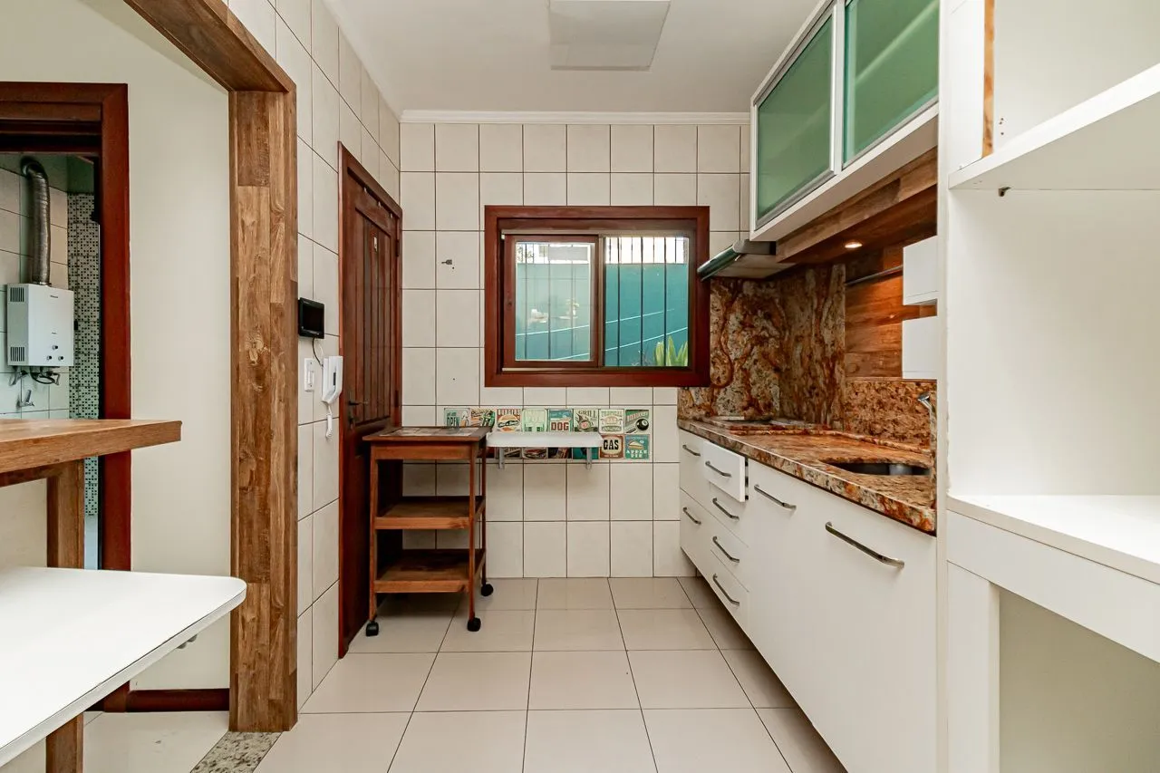 Imagem Oportunidade em Ipanema: Casa em Condomínio Fechado com Suíte Master, Hidromassagem e Alto Padrão
