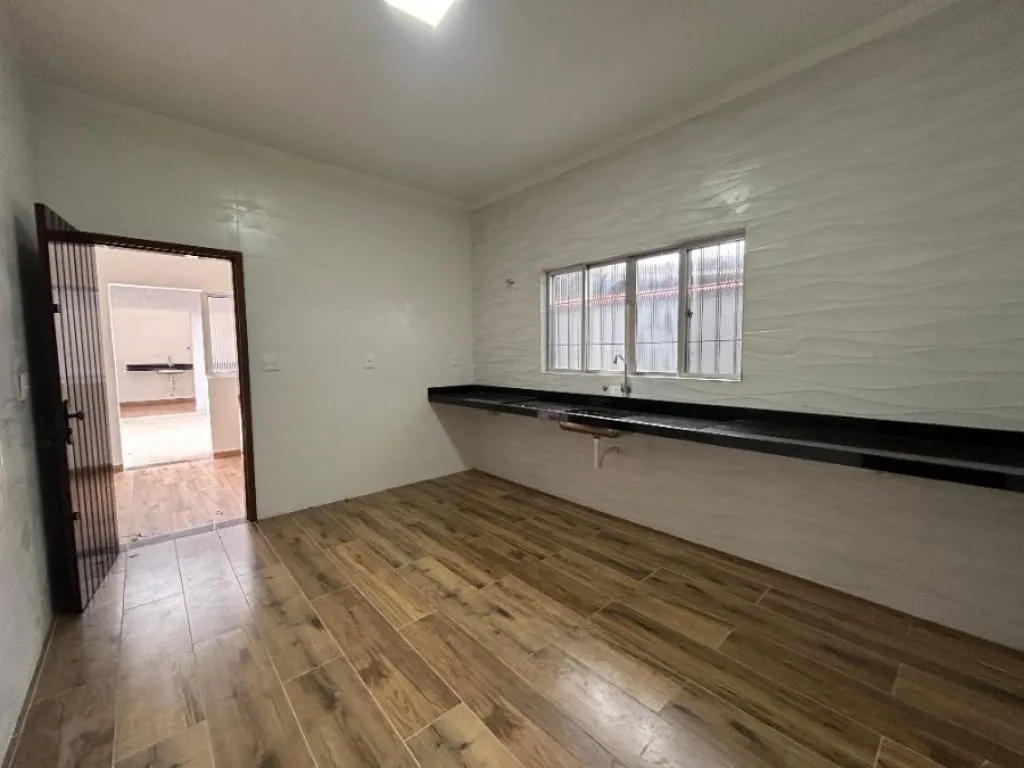 Imagem CASA COM 190,00 m² - TUPI - PRAIA GRANDE SP
