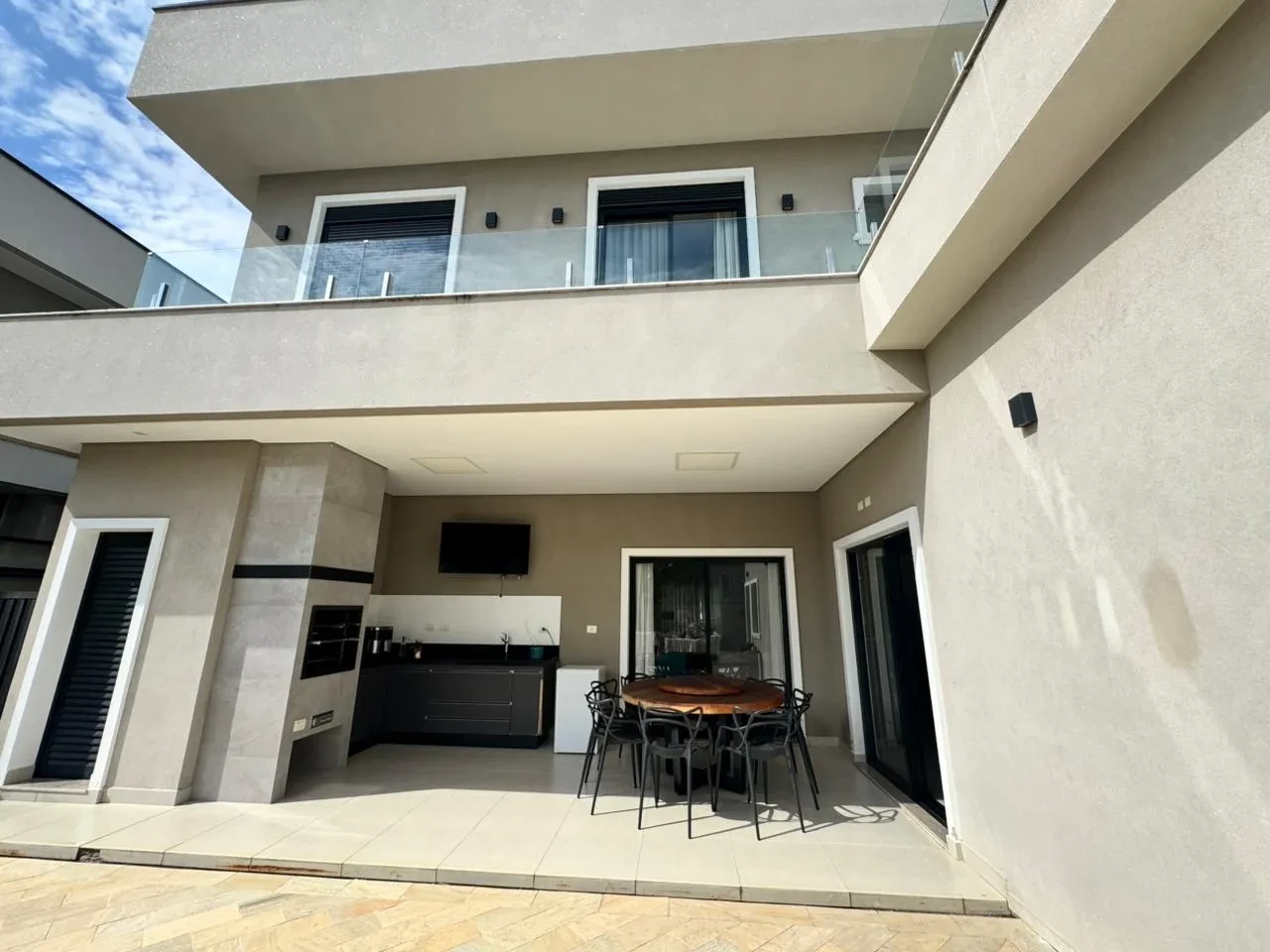 Foto do imóvel: Sobrado com 5 Quartos à Venda, 325 m² em Rua Joaquim Vieira Alves, nº 189. Condomínio Residencial Monaco, São José dos Campos - SP
