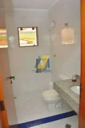 Imagem Sobrado Alto Padrão com 3 Suítes, Lazer Completo e 6 Vagas Seguras