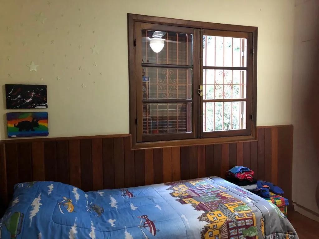 Imagem Casa em Condomínio para Venda em Petrópolis / RJ no bairro Itaipava