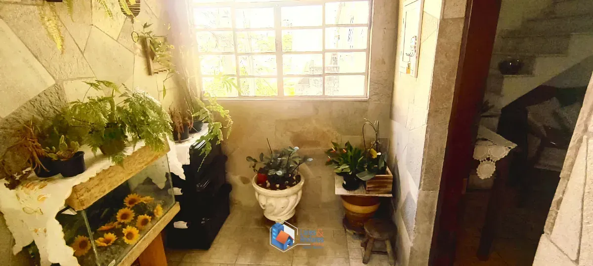 Imagem Sobrado para venda em Lauzane Paulista com 2 quartos, 216m²