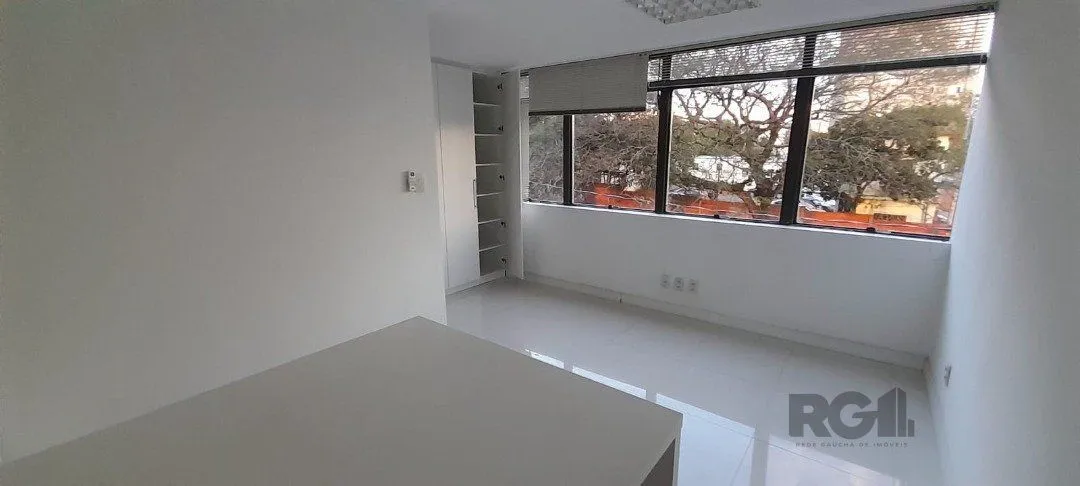 Imagem Excelente Sala Mobiliada na Wenceslau Escobar enfrente ao Paseo