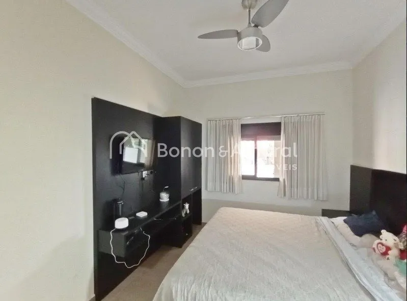 Imagem Casa de Campo à Venda - Condomínio Clube de Campo Valinhos/SP