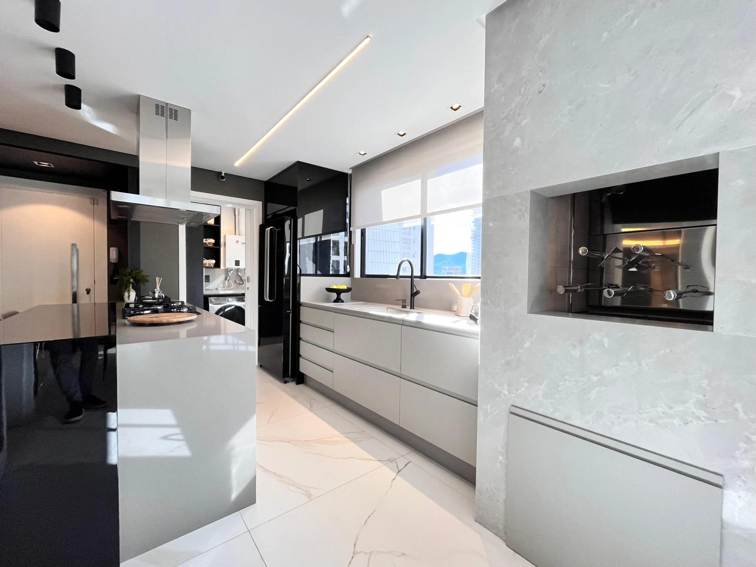 Imagem Apartamento à venda com 101m2 por R$ 2.500.000,00