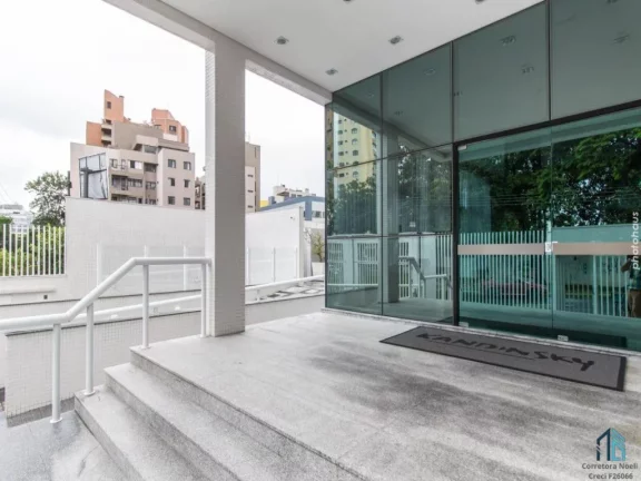 Foto do imóvel Apartamento a venda, 03 suítes, 02 vagas no Cabral em Curitiba PR
