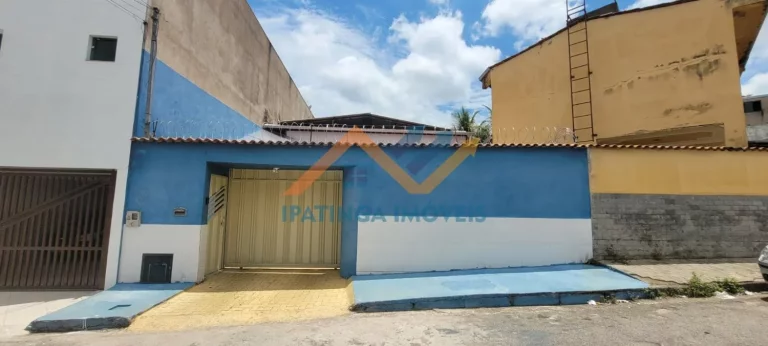 Foto do imóvel Casa de 3 Quartos e 3 Vagas de Garagem em Rua Tancredo Neves,