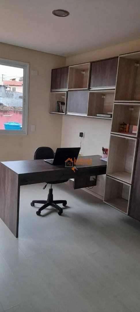 Imagem Sobrado com 3 dormitórios à venda, 316 m² por R$ 1.170.000,00 - Jardim Vila Galvão - Guarulhos/SP