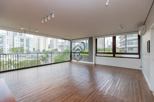 Apartamento Simmetria Campo Belo pronto para morar