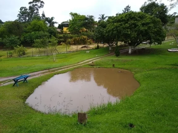 Imagem Chácara Atibaia ótima localização Casa piscina lago churrasqueira!
