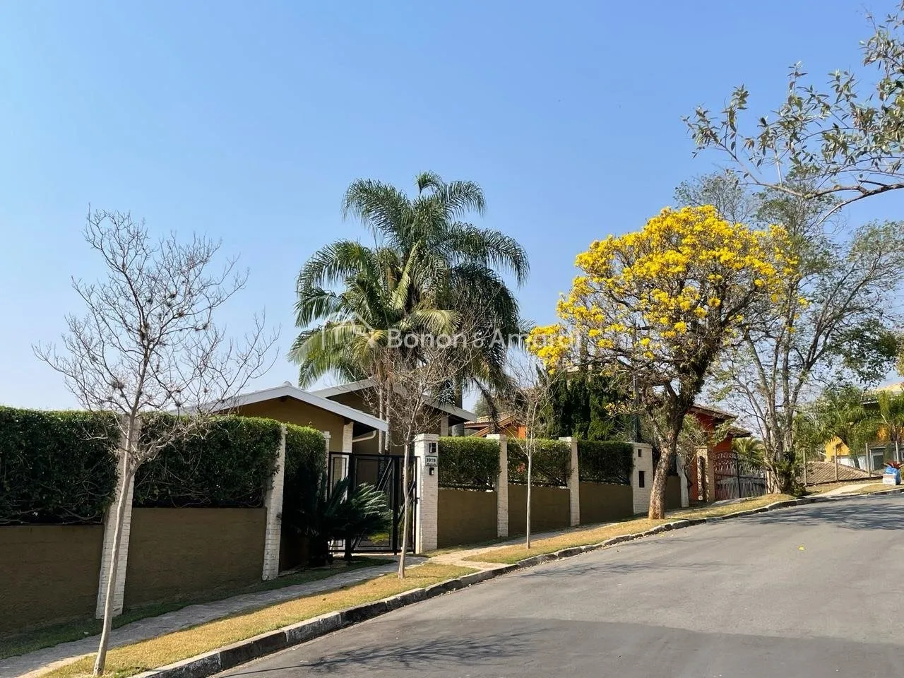 Foto do imóvel Casa à venda no Condomínio Colinas do Ermitage em Sousas em Rua Américo Ferreira de Camargo Filho, 1079 - Colinas do Ermitage (sousas), Campinas - SP