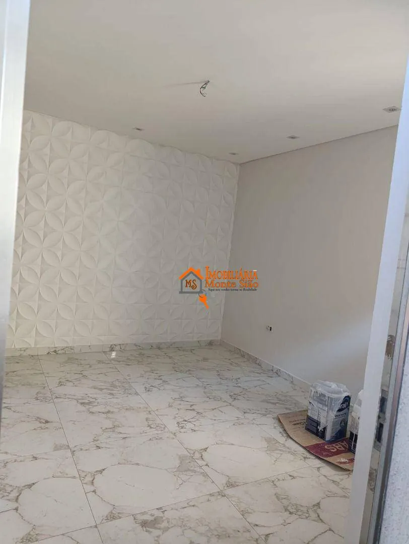 Imagem Sobrado com 6 dormitórios à venda, 250 m² por R$ 630.000,00 - Vila Rio de Janeiro - Guarulhos/SP