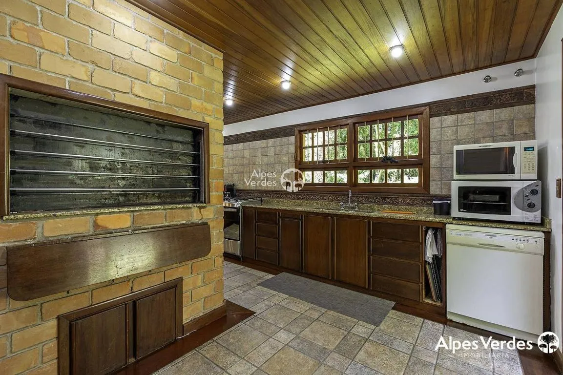 Imagem Casa à venda em Canela, Vila Suica, com 4 quartos, 357m2