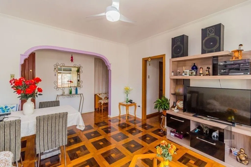 Imagem Excelente apartamento de 88m² com 3 dormitórios e sacada.