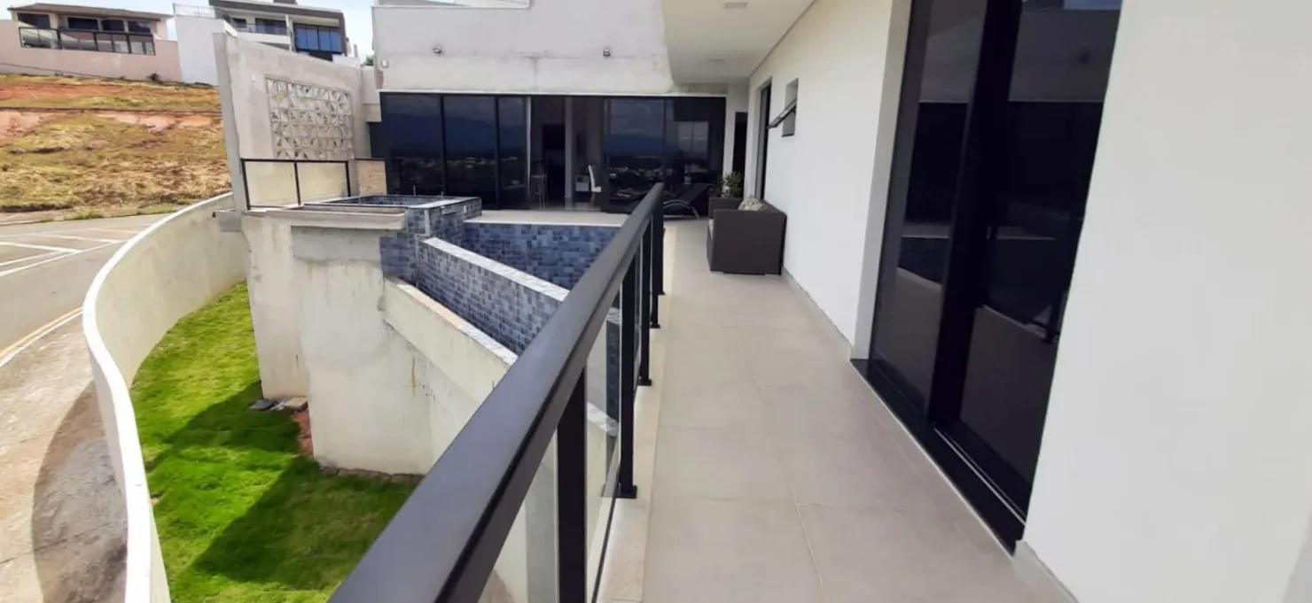 Imagem Casa à venda 3 Quartos, 3 Suites, 4 Vagas, 489M², Village Mantiqueira, Guaratinguetá - SP