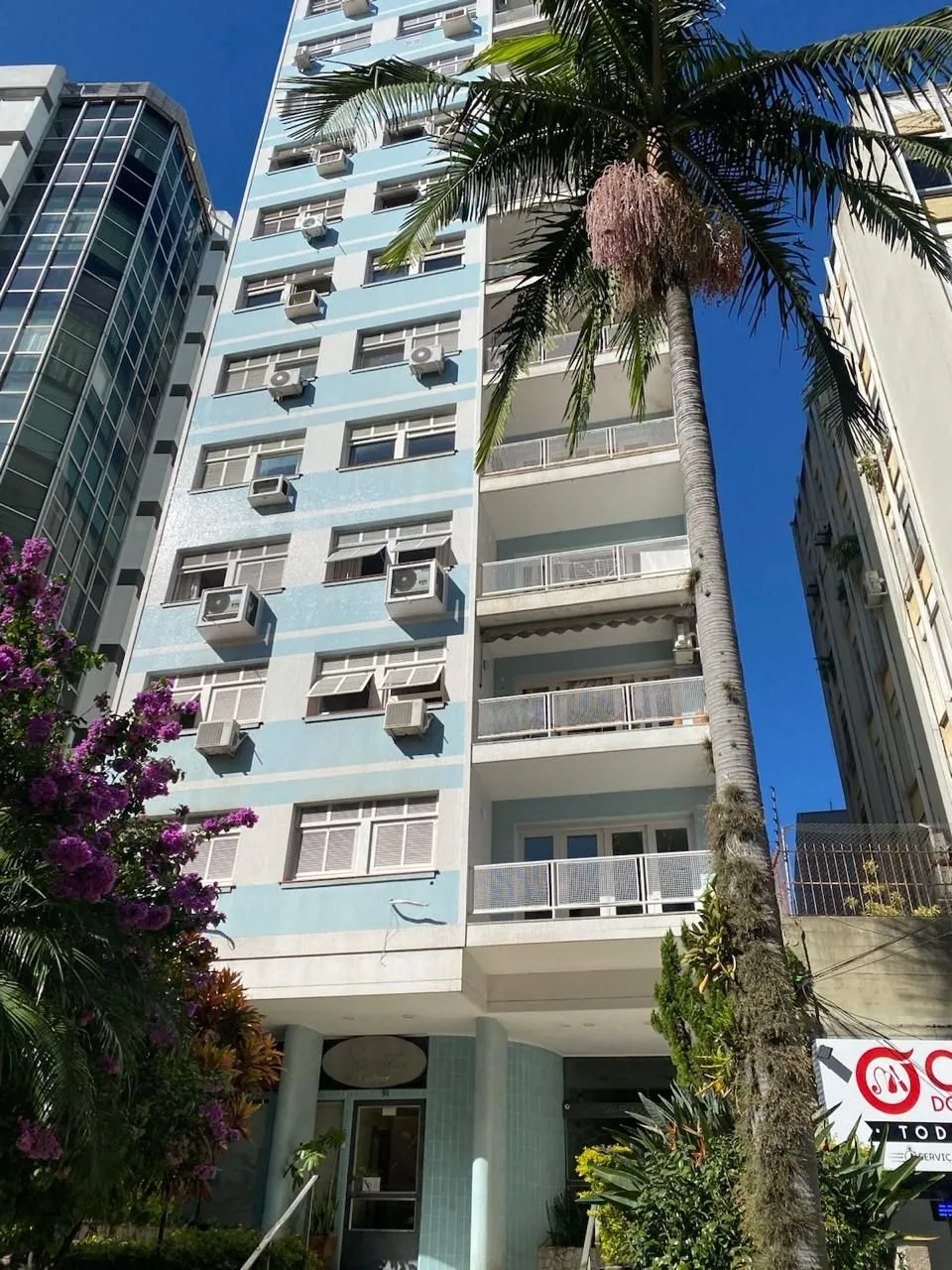 Imagem Apartamento a venda 3 dormitórios próximo aos Hospitais Moinhos de vento e Femina