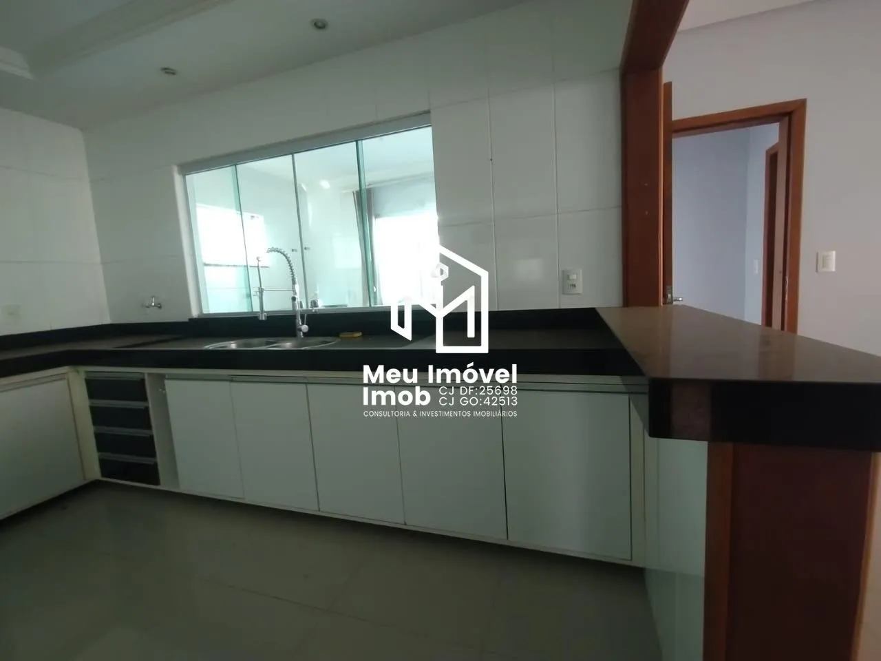 Imagem Casa 4 Quartos 3 Suítes Duplex 300m² Santa Luzia II Luziânia
