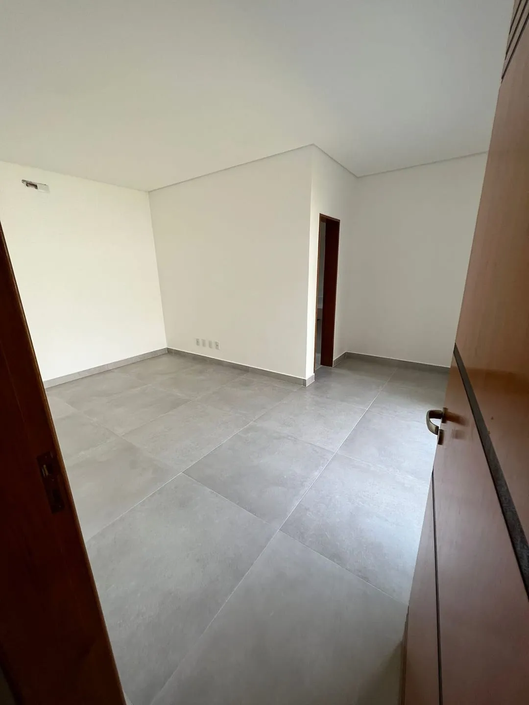 Imagem Casa à venda 3 Quartos, 1 Suite, 2 Vagas, 300M², Bairro do Grama, Caçapava - SP | Condomínio Terras do Vale
