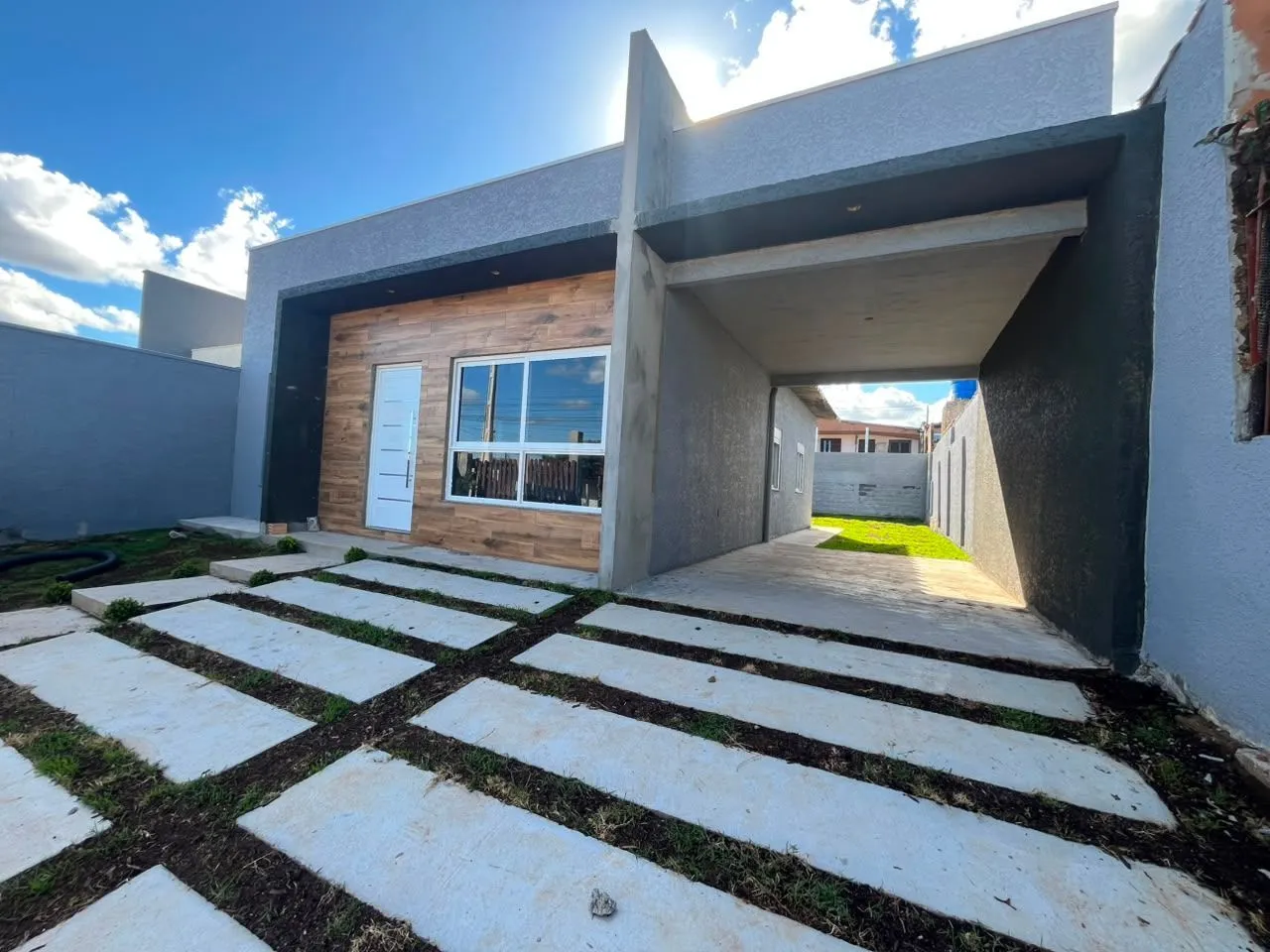 Imagem Casa a venda no bairro Parque Ipiranga - Gravatai