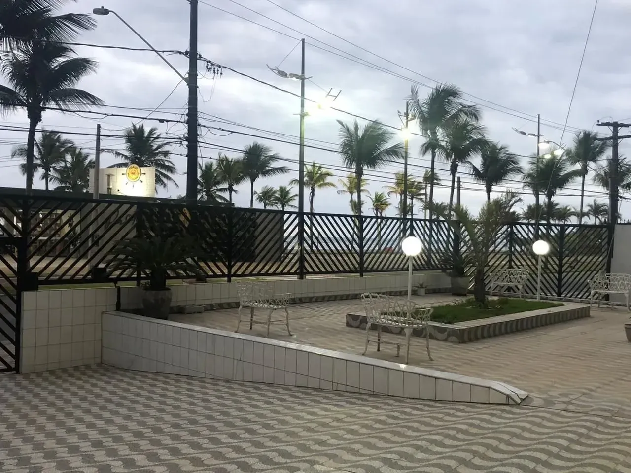 Imagem Apartamento com 2 Quartos à Venda, 90 m² em Guilhermina - Praia Grande