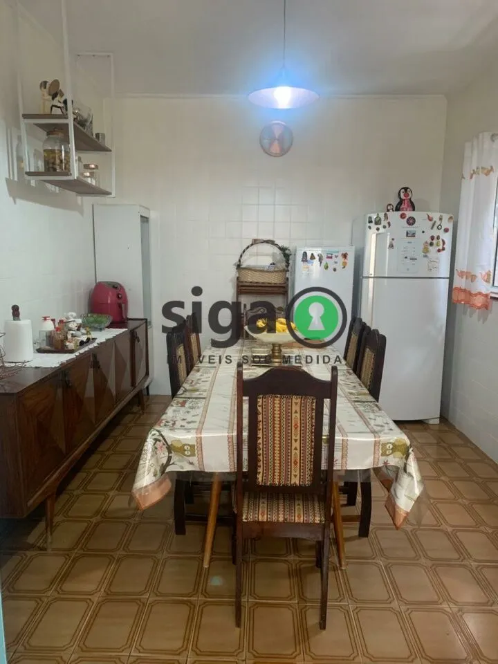 Imagem VENDE Casa Assobradada no Parque das Árvores (Região de Interlagos) 3 Dormitórios, Edícula e 4 Vagas