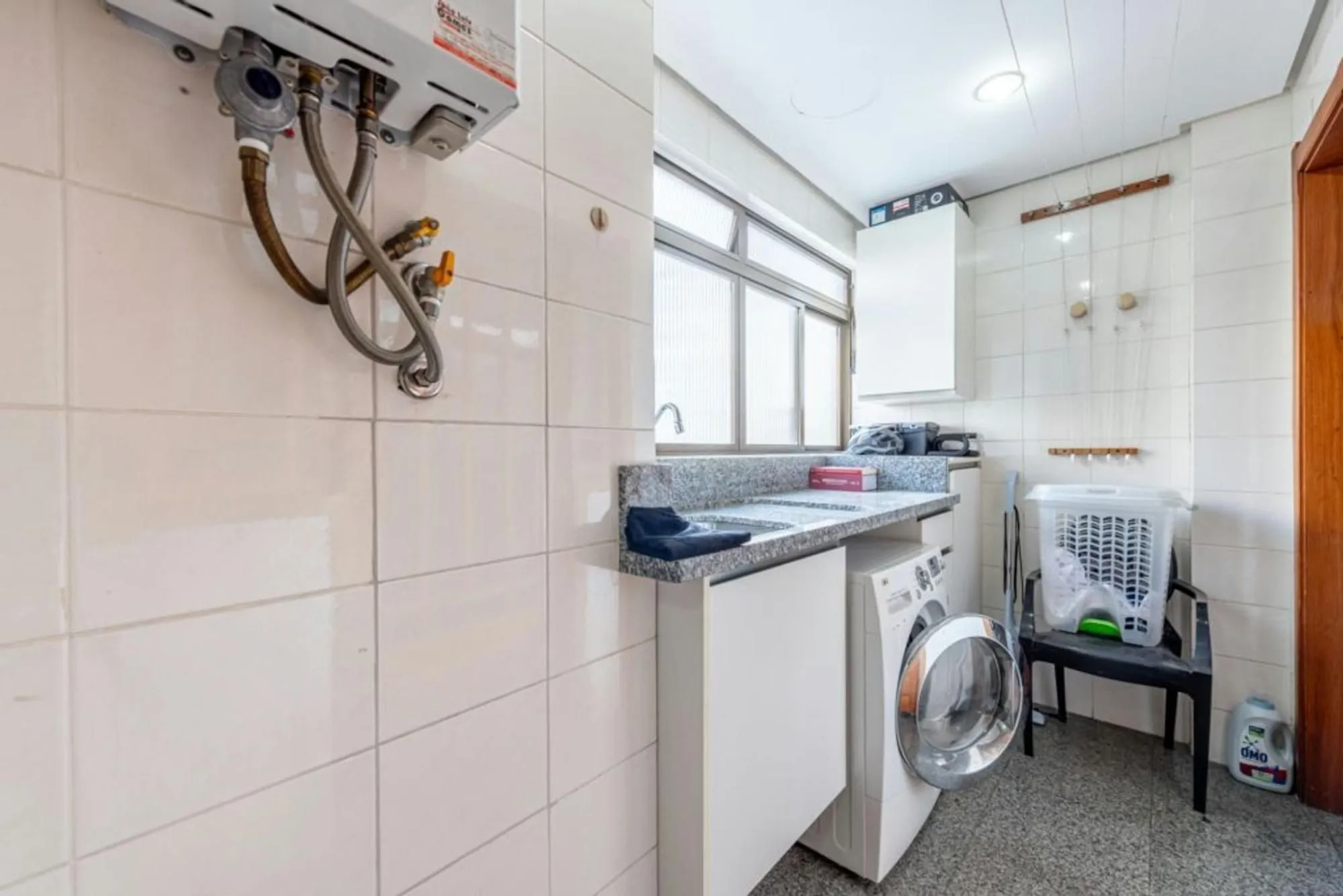 Imagem Apartamento à venda em Petrópolis com 153 m², 2 quartos, 1 suíte, 2 vagas