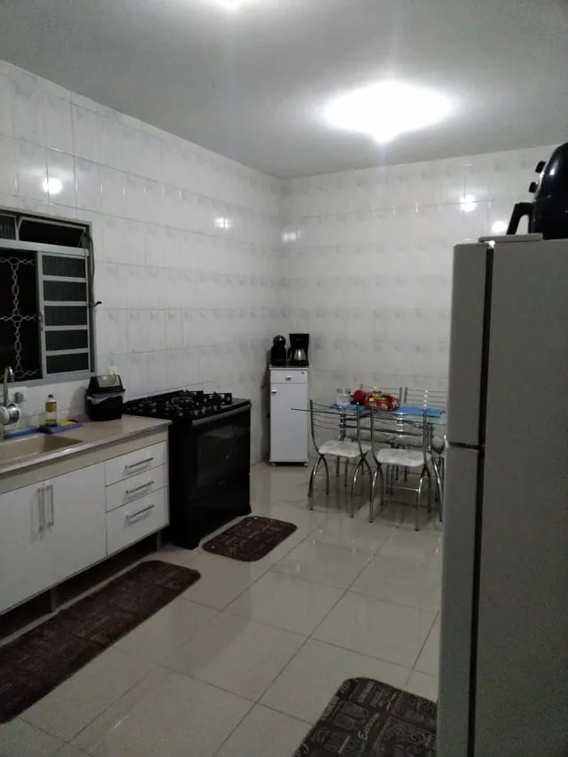 Foto do imóvel Casa à venda 3 Quartos, 1 Suite, 2 Vagas, 175M², Jardim Eloyna, Pindamonhangaba - SP