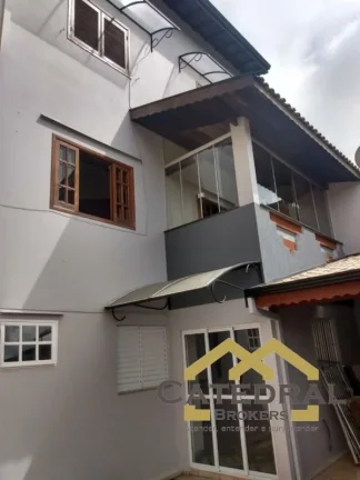 Imagem SOBRADO COM 3 DORMITÓRIOS À VENDA, 230 M² POR R$ 689.000,00 - IVOTURUCAIA - JUNDIAÍ/SP