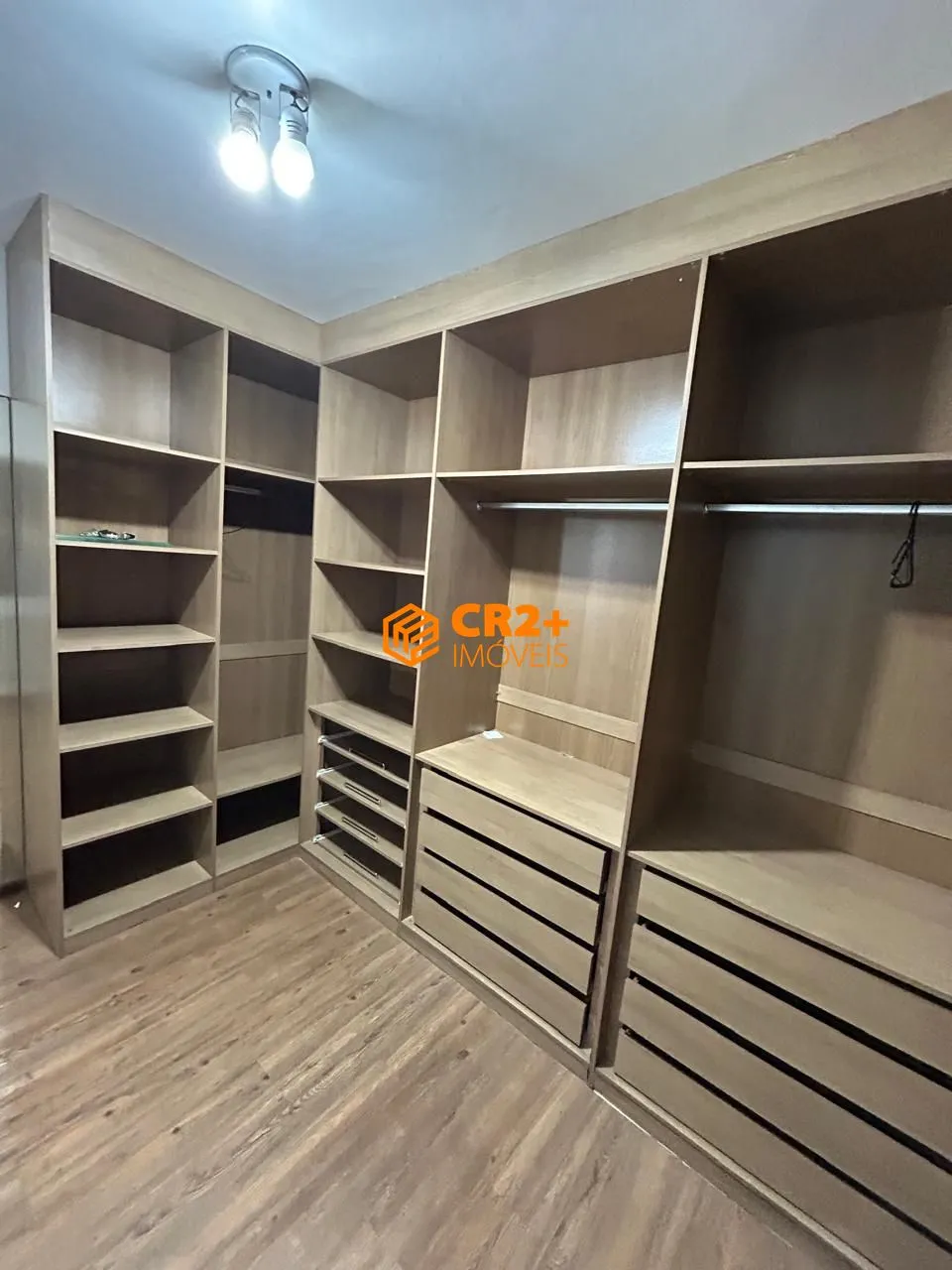 Imagem Cobertura nos Aflitos com 3 suítes -220m²