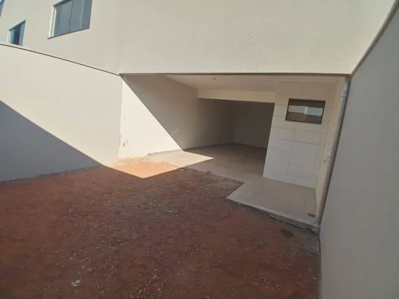 Imagem casa geminada, 3 quartos, sendo 1 suíte - Santa Amélia