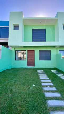 Imagem Casa à venda em Garopaba-SC, bairro Ambrósio: 3 quartos, 1 suíte, 113m² - Oportunidade única!